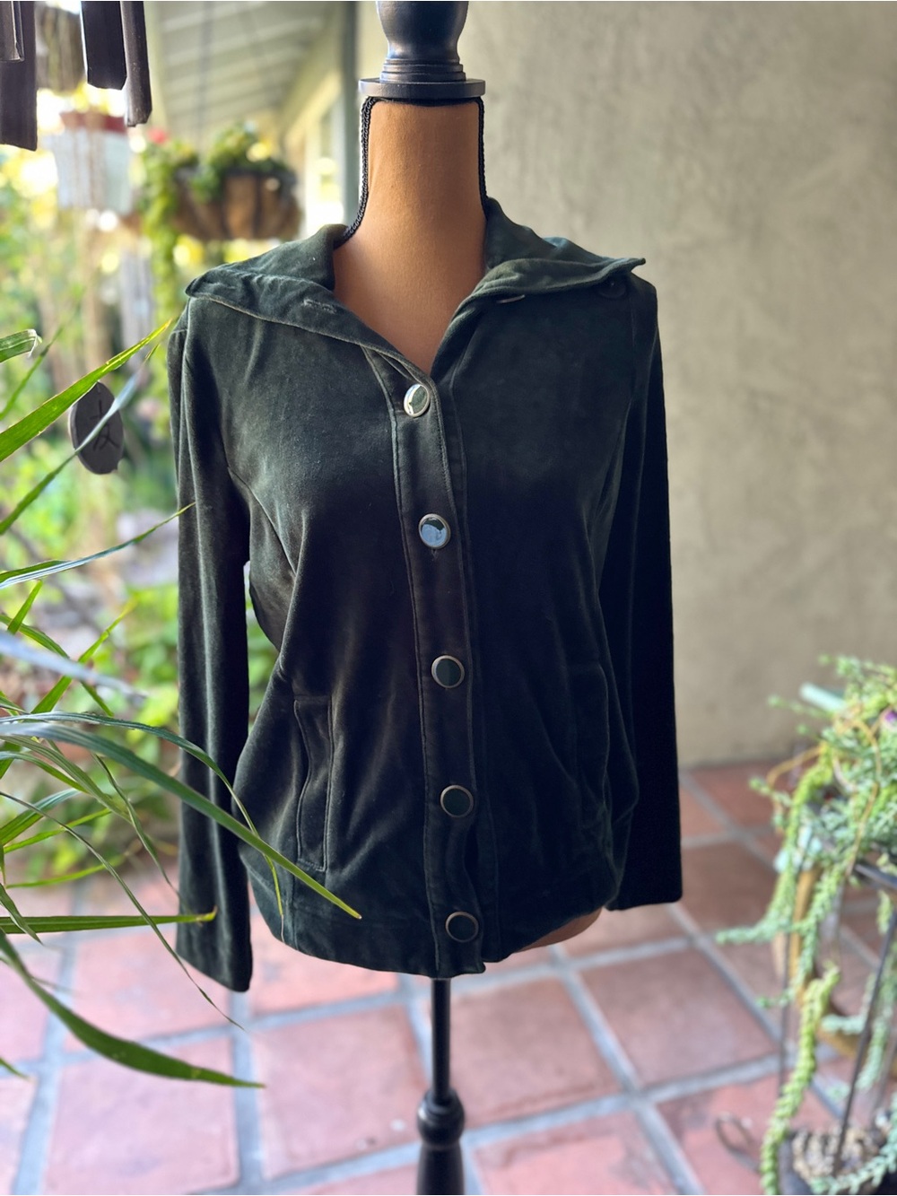 Vtg Velvet Hooded Button-Front Jacket in Dark Green